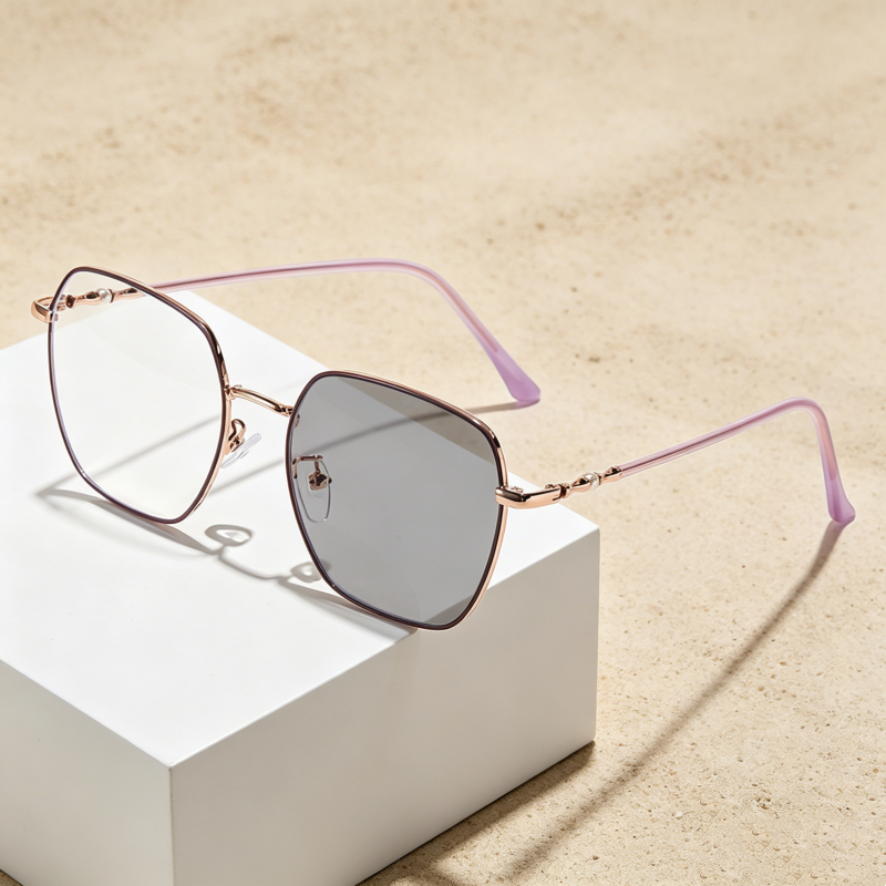 Square Frame Women's Photochro - огляд і ціна Mens Fashion Discord